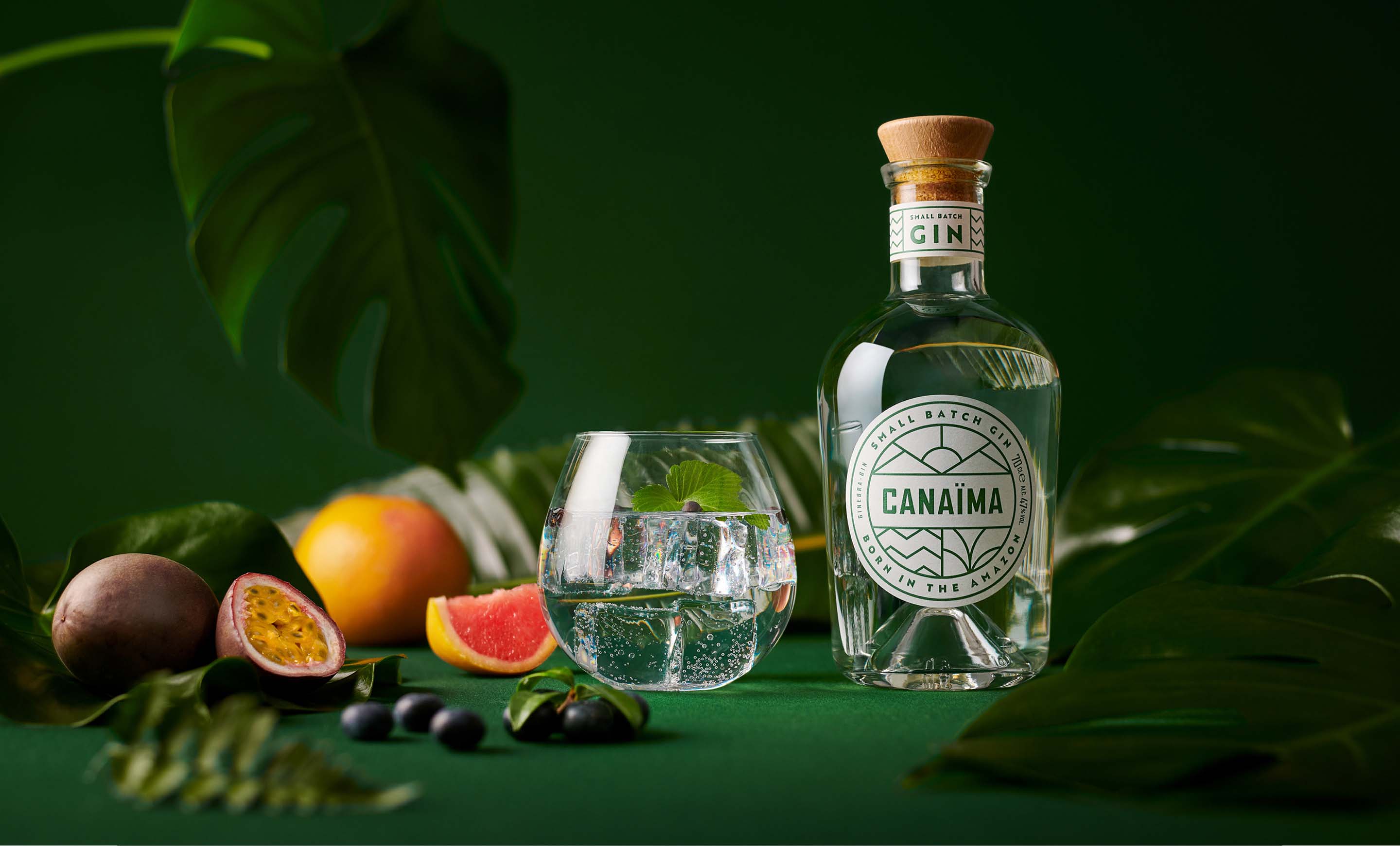 A gin that carries the hidden secrets and legends of the Amazon. Born in the mysterious depths of this remote territory, and made with unique local botanicals, Canaïma encapsulates the frenzy and wild spirit of the heart of the jungle.