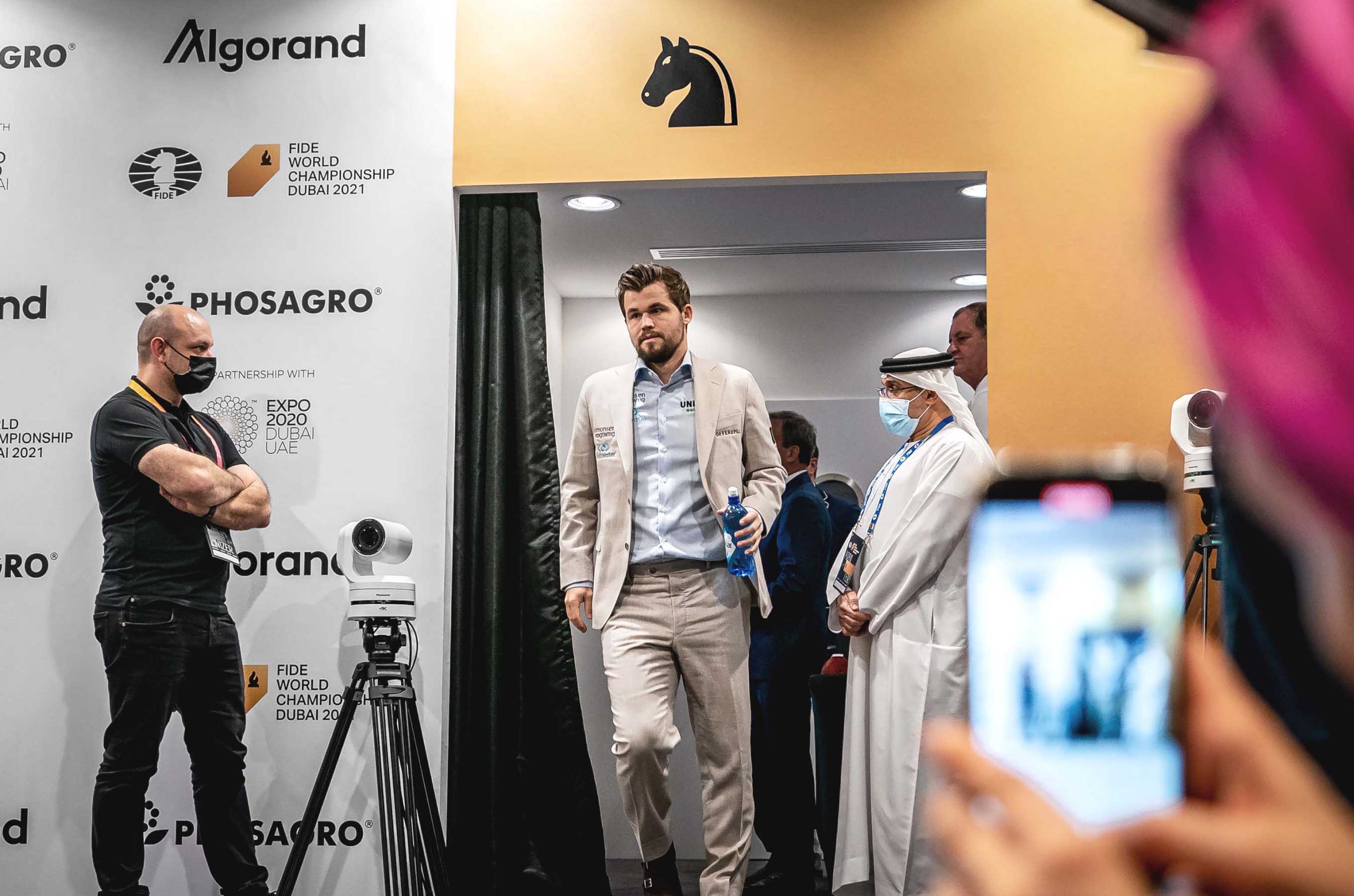 The 2021 FIDE World Chess Championship is a biannual event that came at a unique moment, as new digital phenomena brought millions of new followers to this millenary mental sport.
